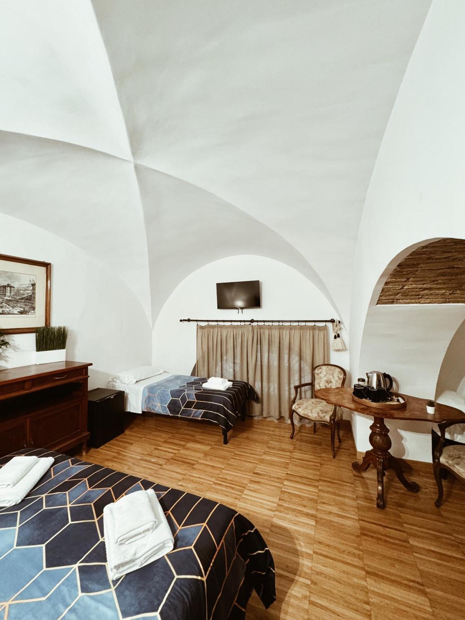 Residenza Tritone Luxury Guest House Trevi Fountain Rom Eksteriør billede